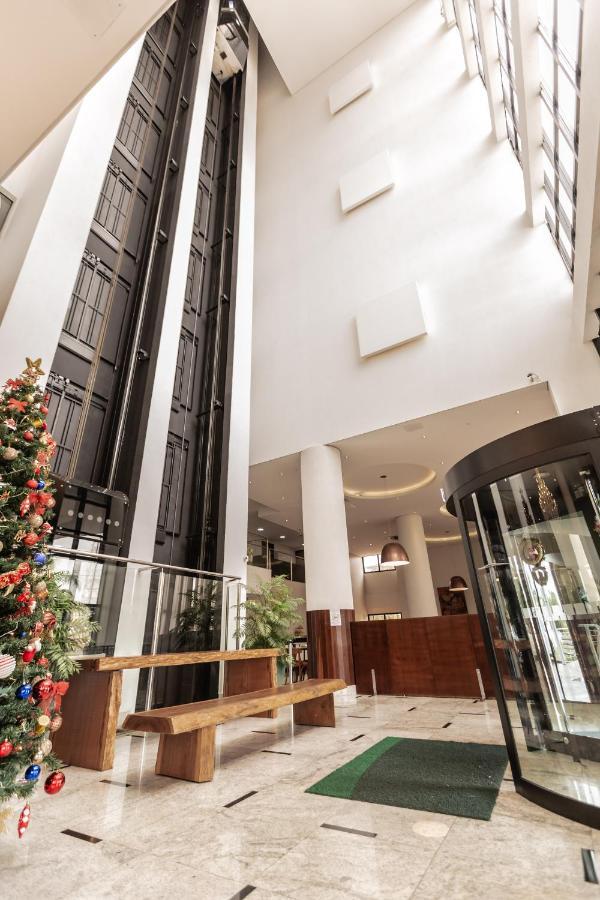 Hotel Inter Cuiaba Exteriér fotografie The interior of the hotel